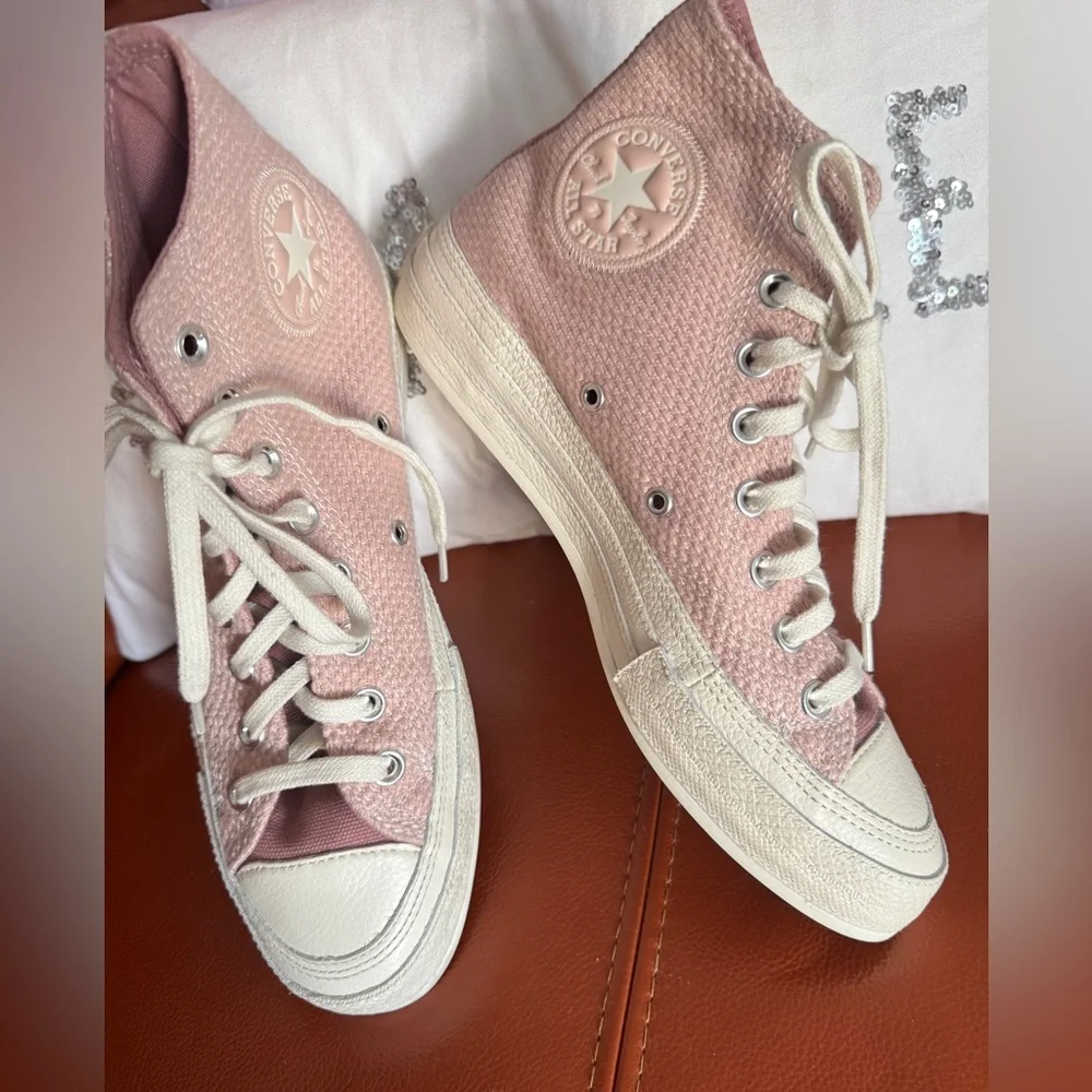 Converse Women's Pink High-Top Sneakers